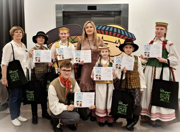 Folklorinių šokių varžytuvėse „Patrepsynė“ – puikūs kėdainiečių pasirodymai