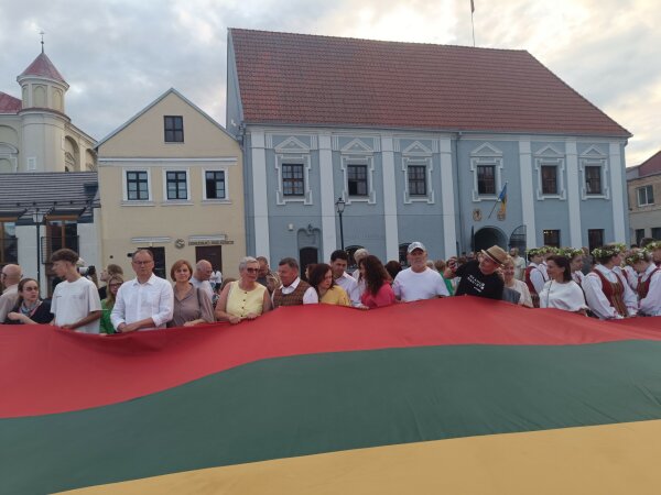  Kartu su viso pasaulio lietuviais giedojome Tautišką giesmę!