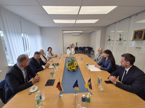 Kėdainių rajono savivaldybėje lankėsi Ukrainos ambasados atstovai  