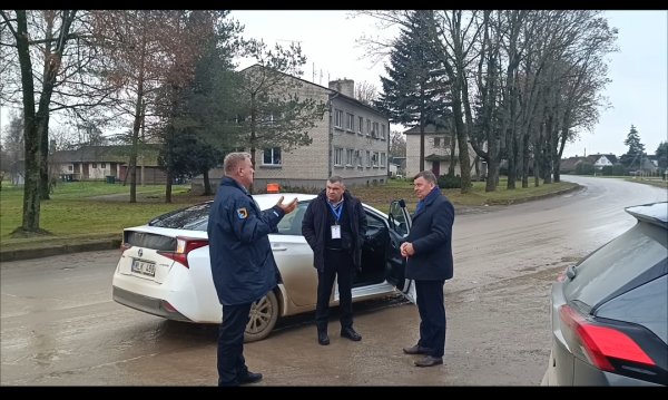 Dažni vizitai Pagirių miestelyje: sprendžiama krovininių automobilių keliama grėsmė