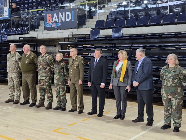 Kėdainiuose vyko jau trečiasis 3×3 krepšinio turnyras, skirtas pulkininko Juozo Šarausko atminimui