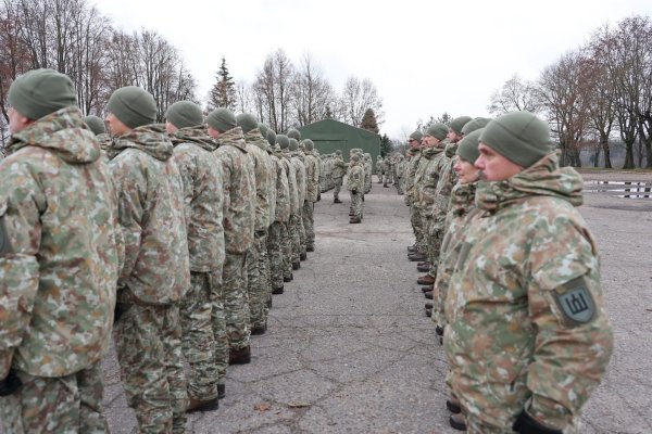 Karo komendantūrų valdyba kviečia prisijungti prie komendantinių karių ir prisidėti prie...