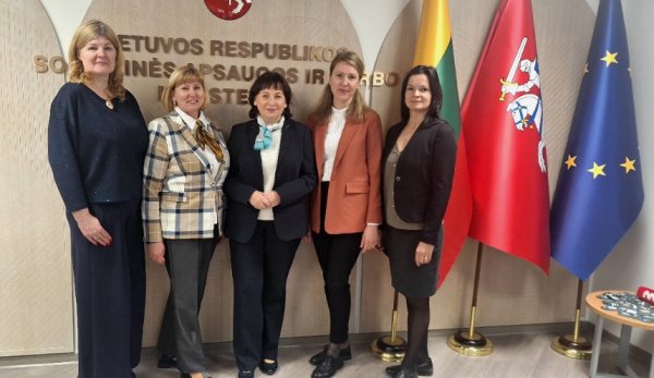 Kėdainių rajono savivaldybės atstovai dalyvavo deinstitucionalizacijos stebėsenos susitikime...