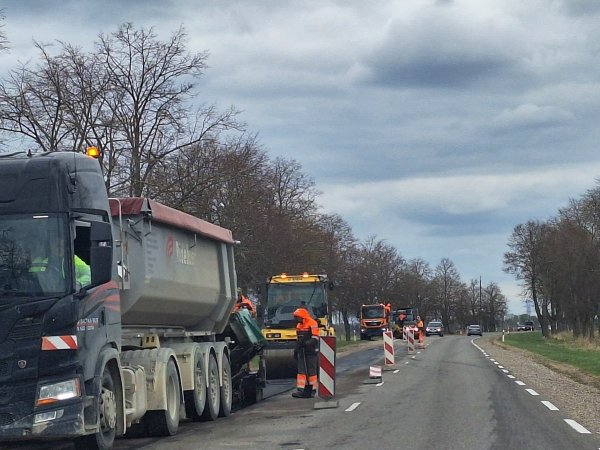 Kėdainių krašte vykdoma „Dešiniojo rato“ kelių tvarkymo programa: dangos atnaujinimo darbai vyks...