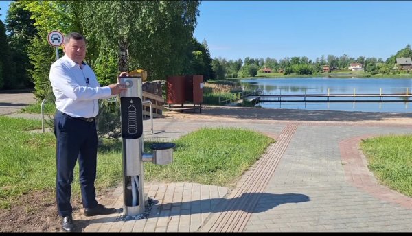 Prie Pelėdnagių gyvenvietės Ašarėnos tvenkinio įrengta jau ketvirtoji vandens kolonėlė Kėdainių...