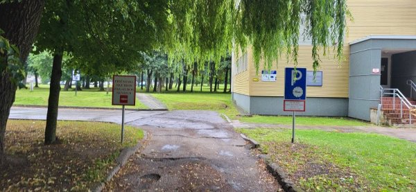 Prie Kėdainių ligoninės Priėmimo–skubios pagalbos skyriaus – tik trumpalaikis sustojimas